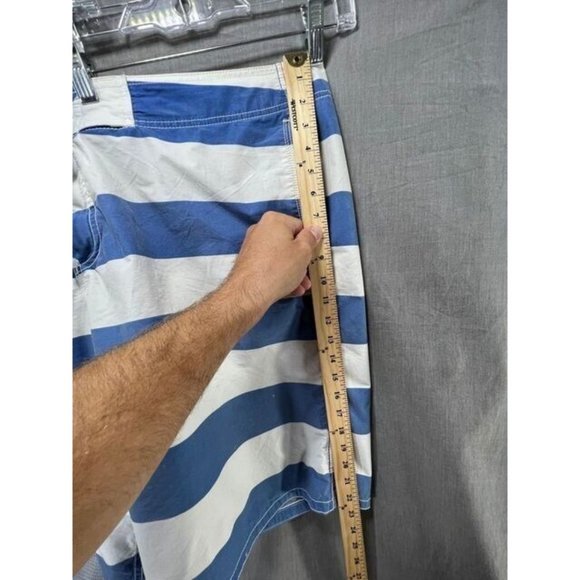 Old Navy Swim Shorts Mens Extra Large White Blue Striped Chino Outdoors Men. - Picture 8 of 9